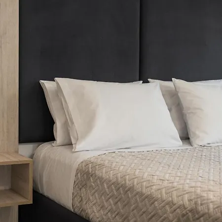 Quarters Luxury Apts Iii Steps From The Beach & City アパート *