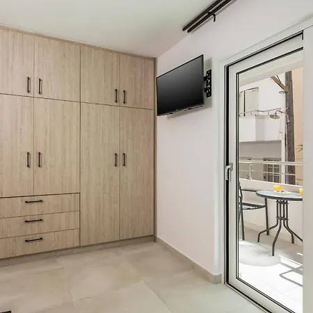 アパート Quarters Luxury Apts Iii Steps From The Beach & City